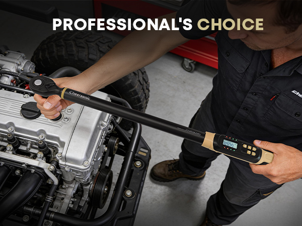 Off-road vehicle engine compartment