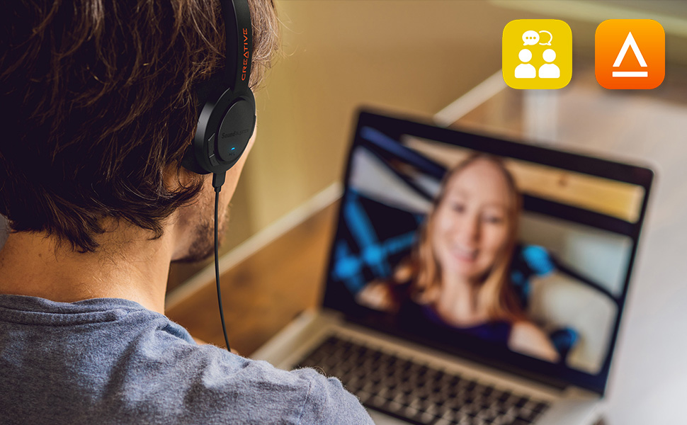 Man wearing Sound Blaster JAM V2, voice call, meeting, Creative app