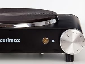 Control knob and indicator light