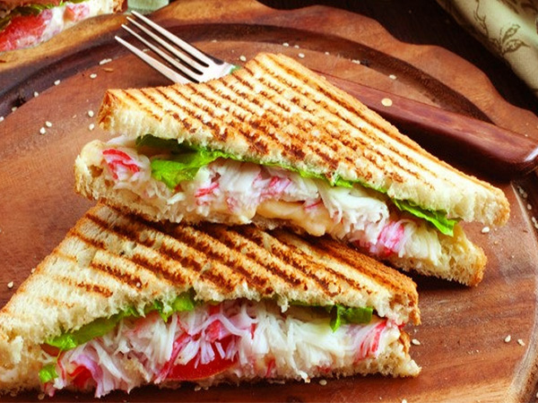 Panini Press,Panini Press Grill, Aigostar Sandwich Maker, 1000W Electric Indoor Grill, Black