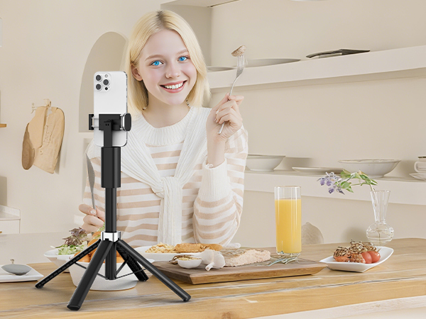 Our product is ideal for vloggers on TikTok, Instagram, Facebook, YouTube and more.