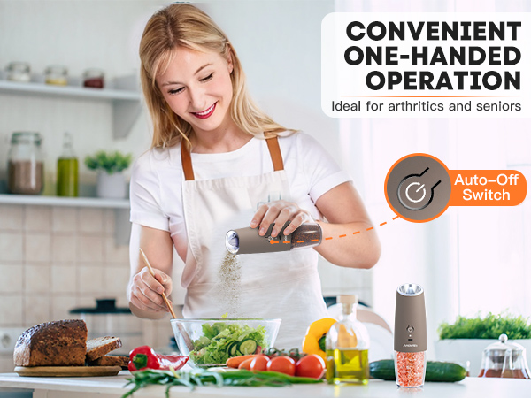 Rechargeable electric salt and pepper grinder set