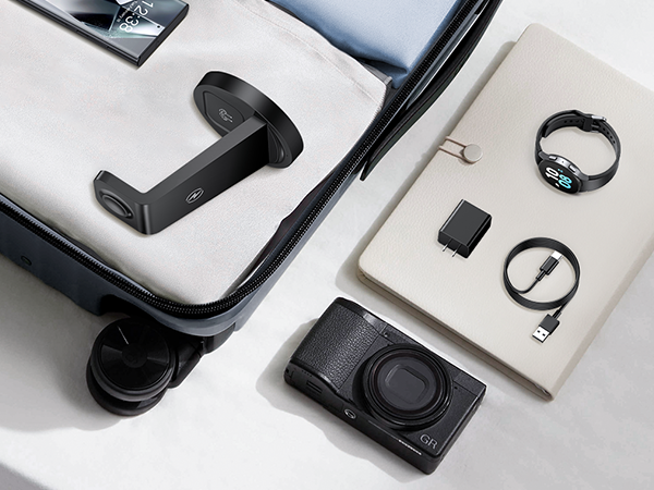 Lightweight and portable samsung charging base