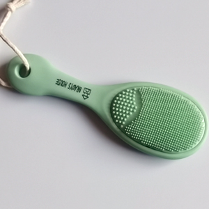 Silicone baby bath brush
