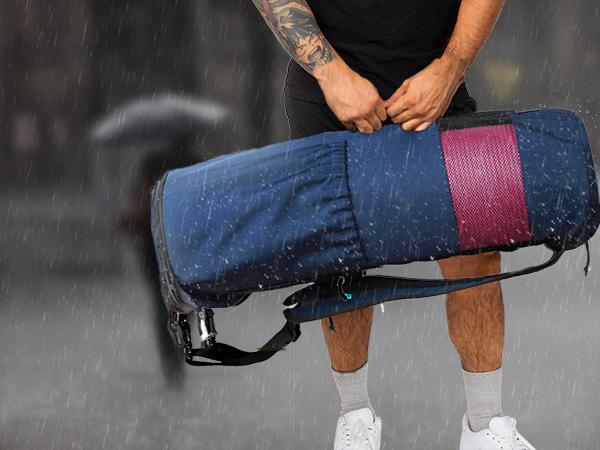 The perfect stylish yoga bag that keeps your gear protected wherever your practice takes you.