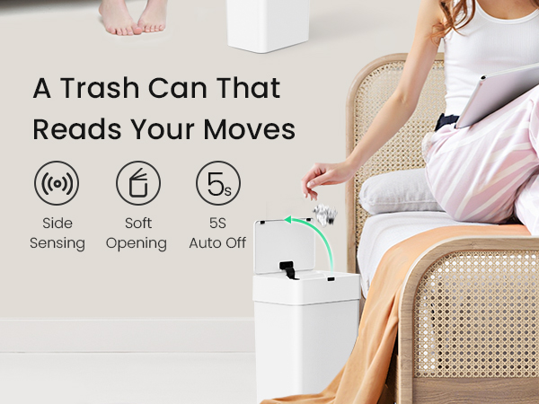 Bathroom small trash can