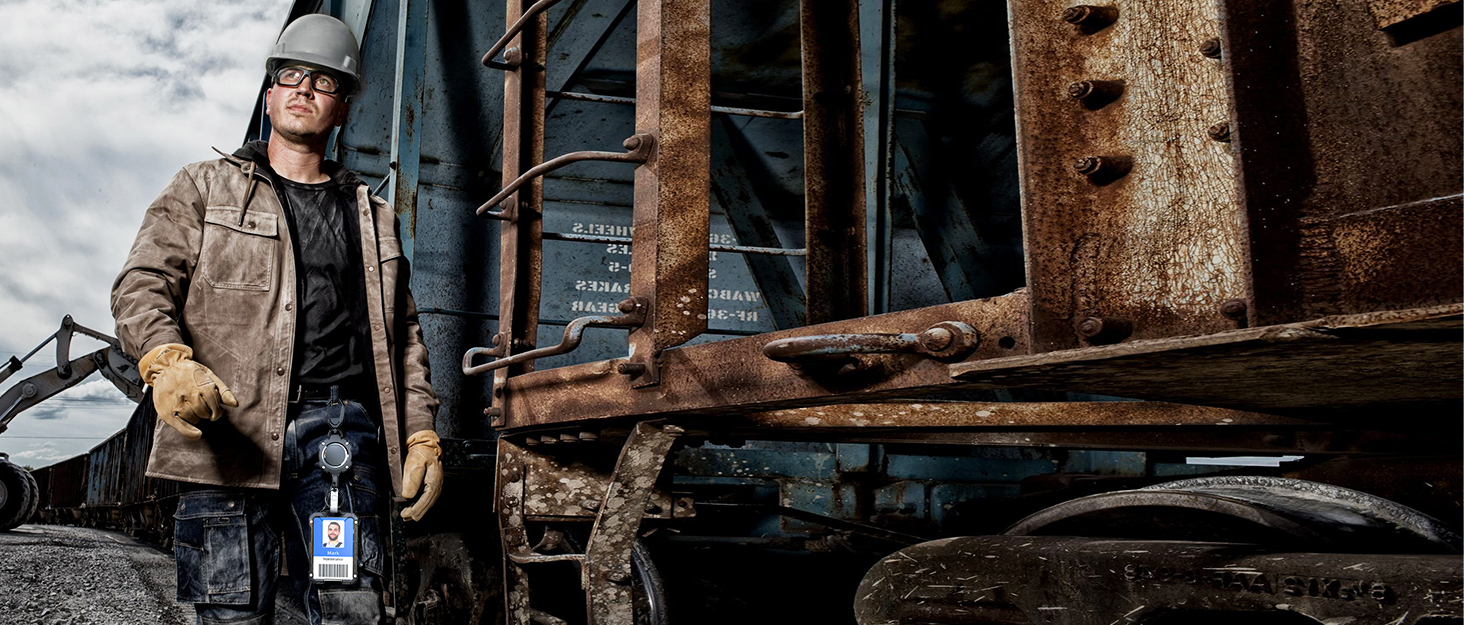 retractable badge holder