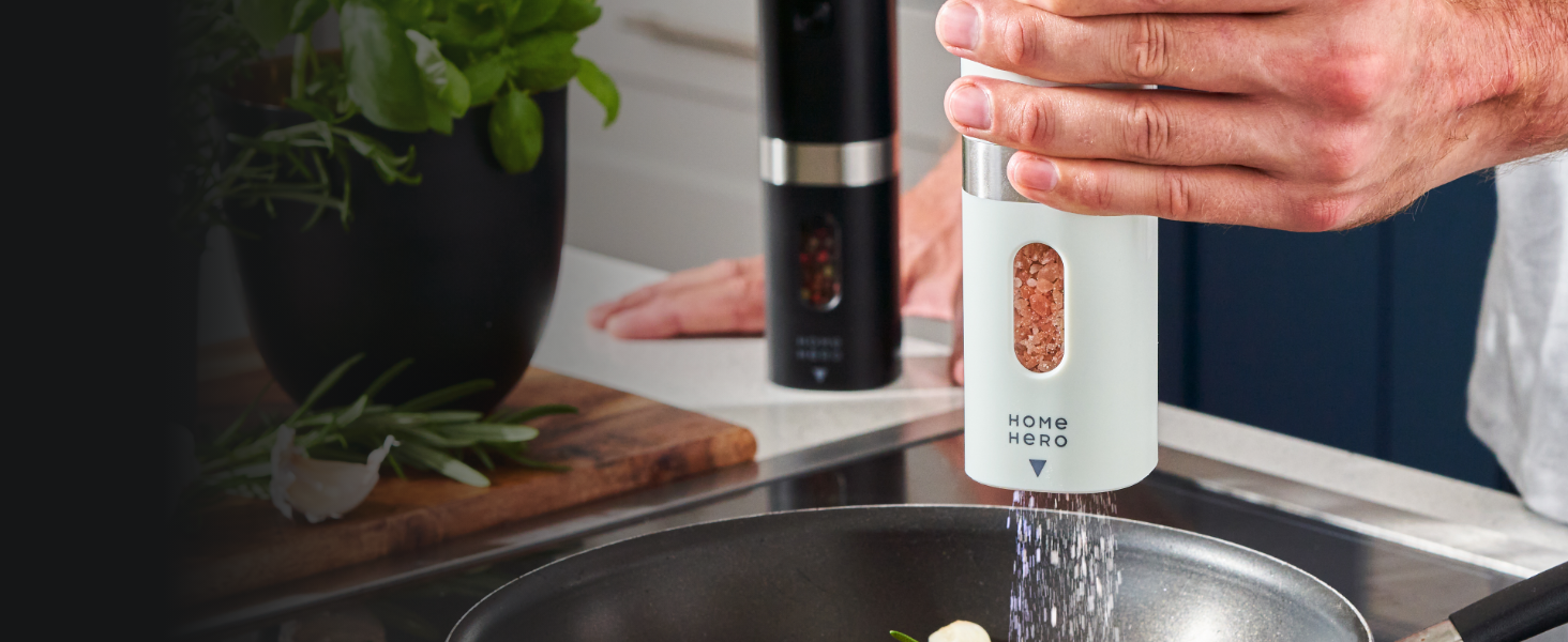 Spill free mess free salt and pepper grinders