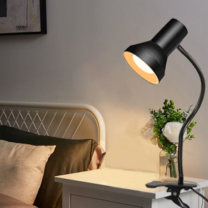 desk lamp