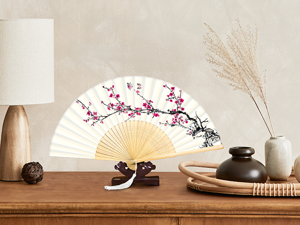 folding fan